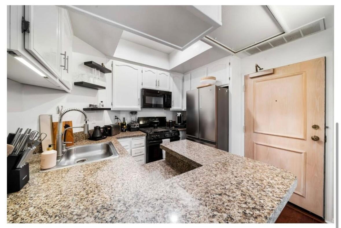 Turnkey Adjacent To Beverly Hills