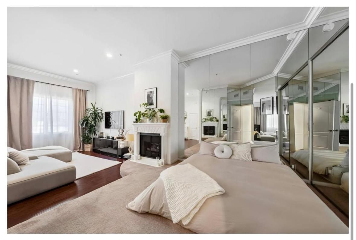 Turnkey Adjacent To Beverly Hills Apartment